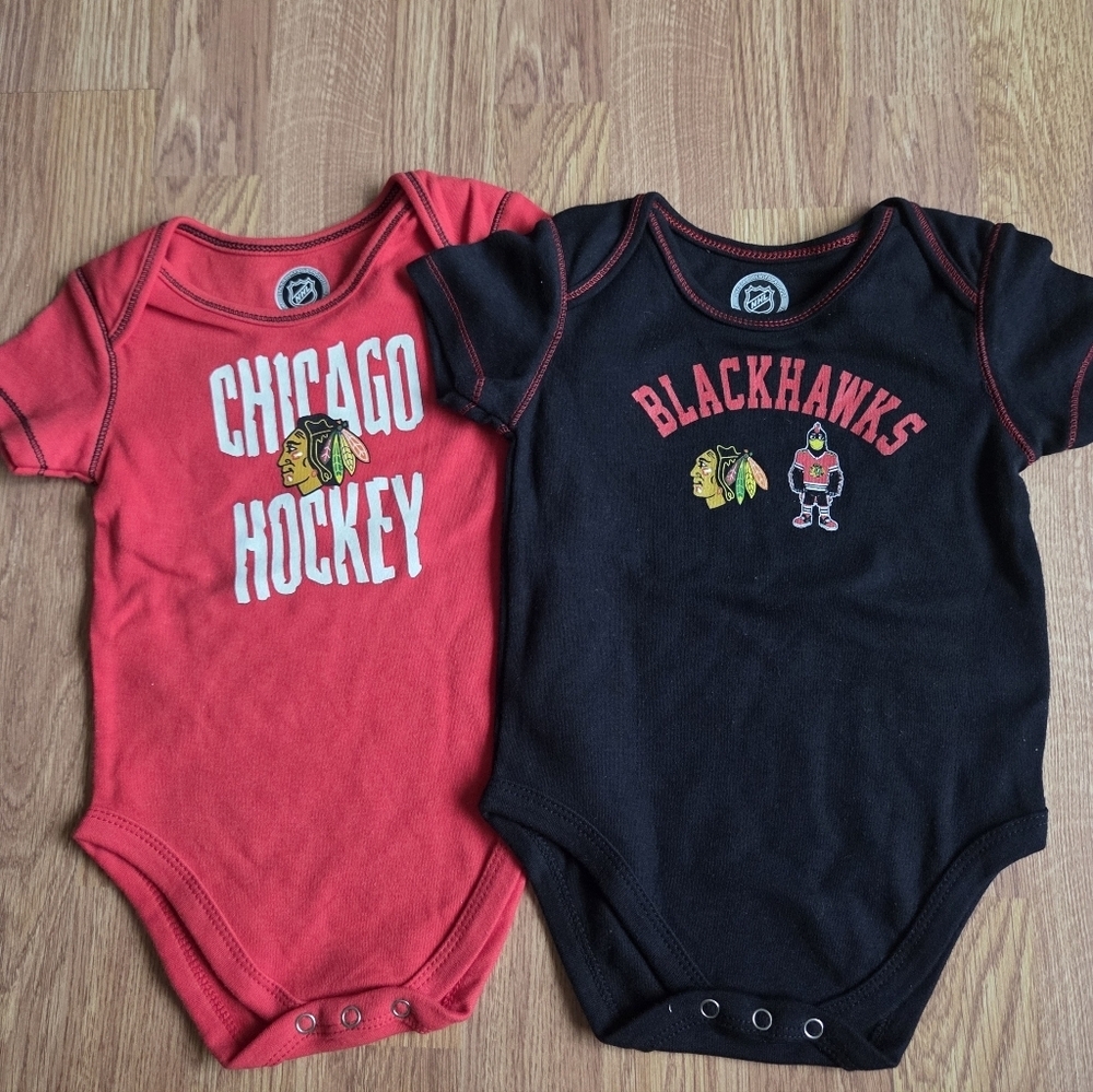 NHL Chicago Blackhawks Baby 18 Months Bodysuit 2pc Hockey NWT 100% Cotton